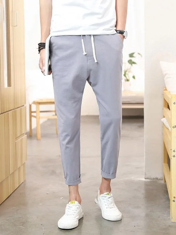 Pantaloni casual da uomo in cotone e lino slim fit Coreano Sle Student Faion Summer Nove punti Pantaloni per il tempo libero da uomo con piede piccolo