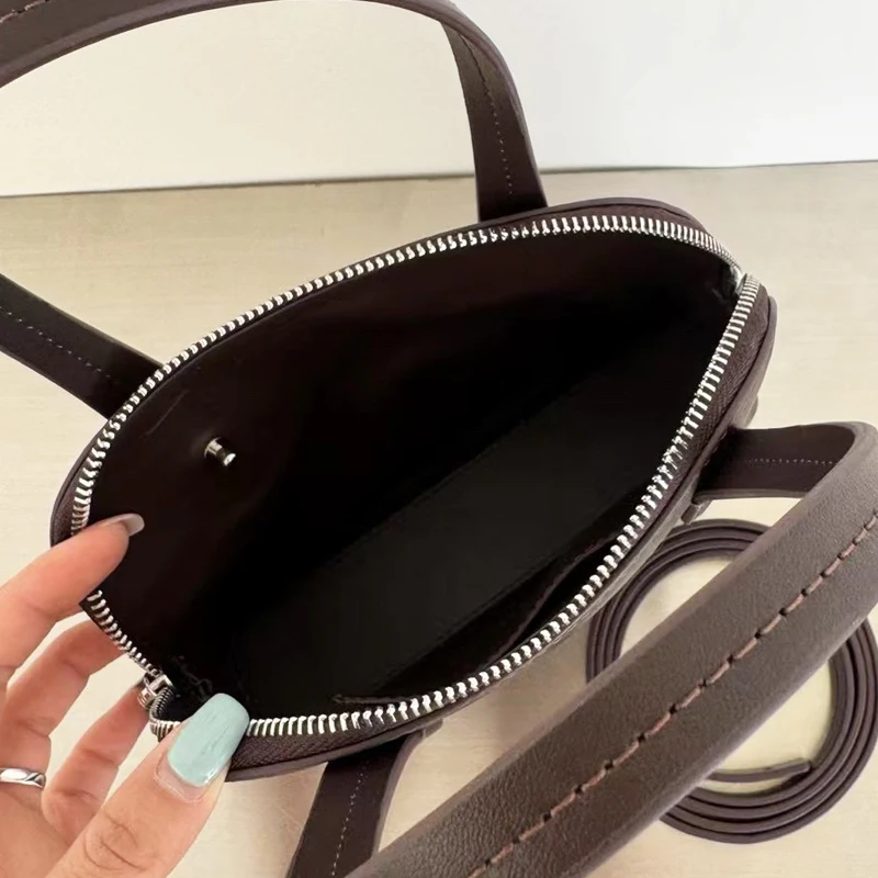 حقائب شل الجلدية الأصلية ذات الأحرف الأولى المخصصة مجانًا للنساء، حقائب يد ومحافظ فاخرة من تصميم المصممين لعام 2026، حقيبة كتف صغيرة بمقبض علوي من جلد البقر الطبيعي جديدة جودة عالية ًالشحن مجانا وصول الشحن السريع #6