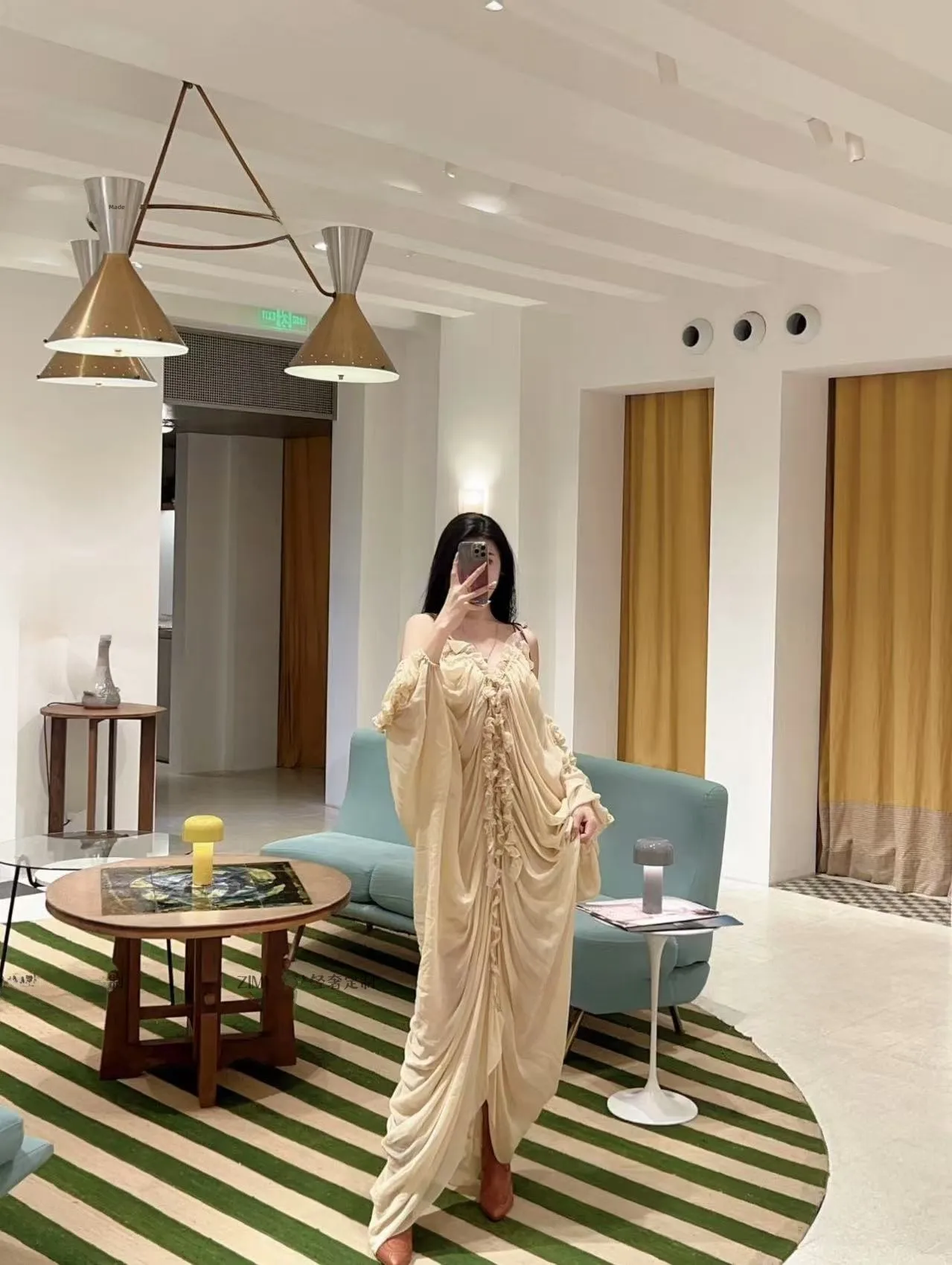 Z Home Luxuriöser, maßgeschneiderter 25-neuer Roman Island Vaion Sle Venus Loose Gathered Draped Mood Dr A-Linien-Rock mit hoher Taille