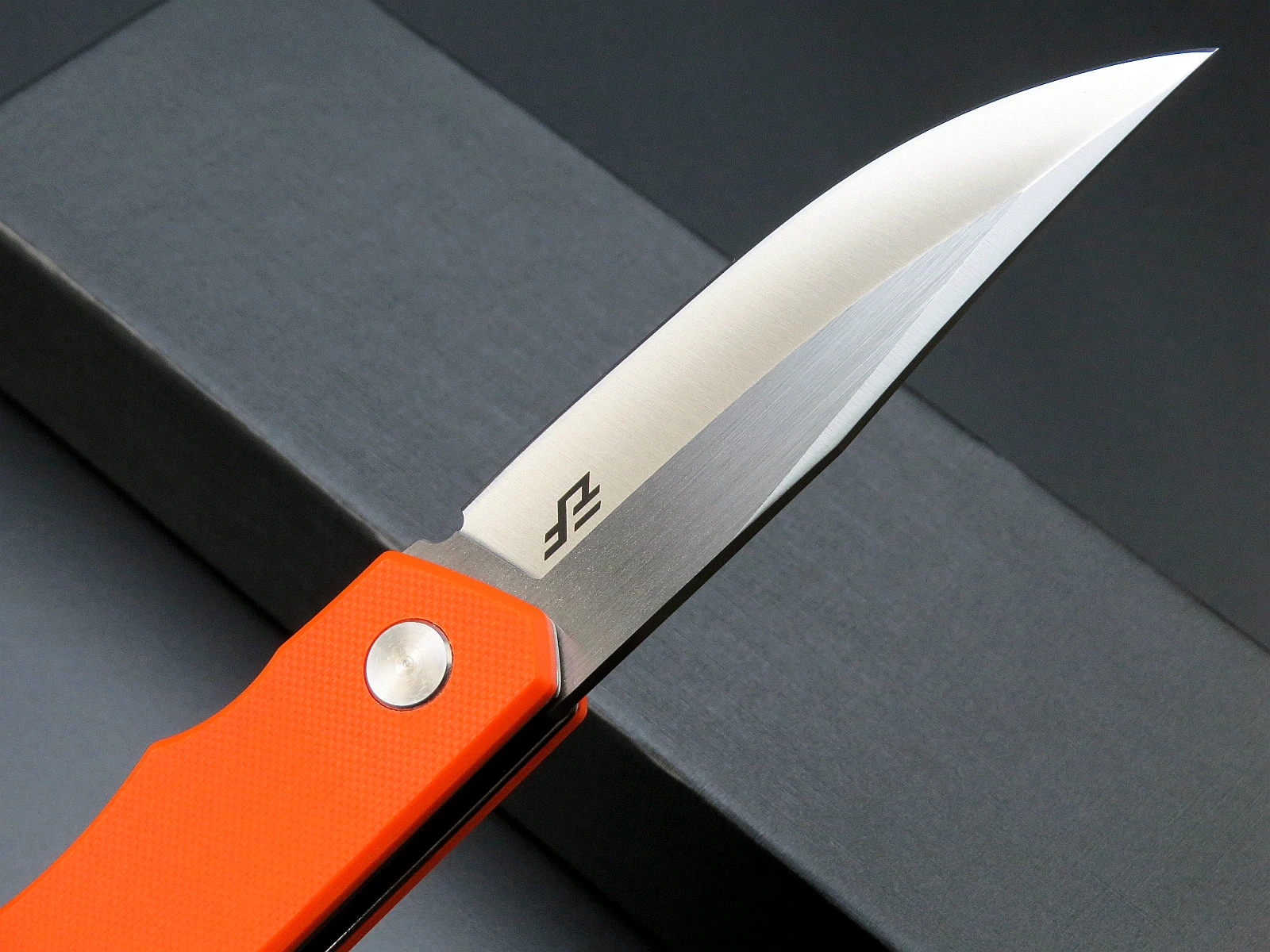 Eafengrow EF241 Hunting Pocket Knife D2 Steel Blade G10 Handle Folding Knife Camping Fruit Knife Edc Tool
