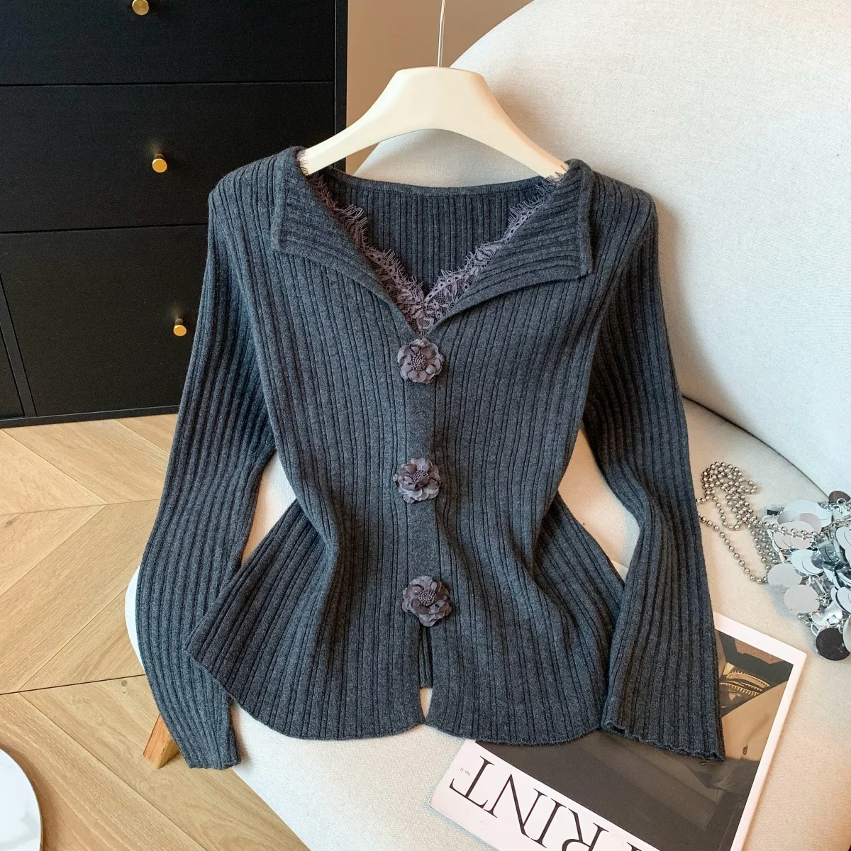 

Lace Splice Turn-down Collar 3D Flower Knitted Sweater Women's Inner Wear Autumn Winter Faion Soft Nylon Long Sve Top