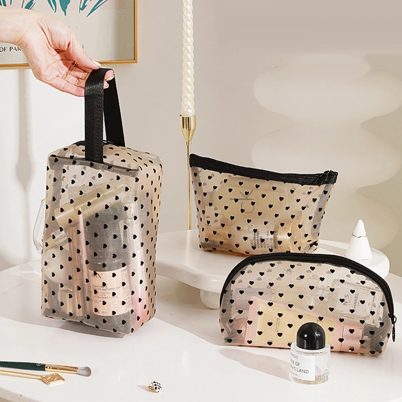 กระเป๋าแต่งหน้าตาข่าย 5 ชิ้น, กระเป๋าแต่งหน้ารูปหัวใจ, กระเป๋าเก็บของแบบถือ, กระเป๋าใส่อุปกรณ์อาบน้ำที่สะดวก