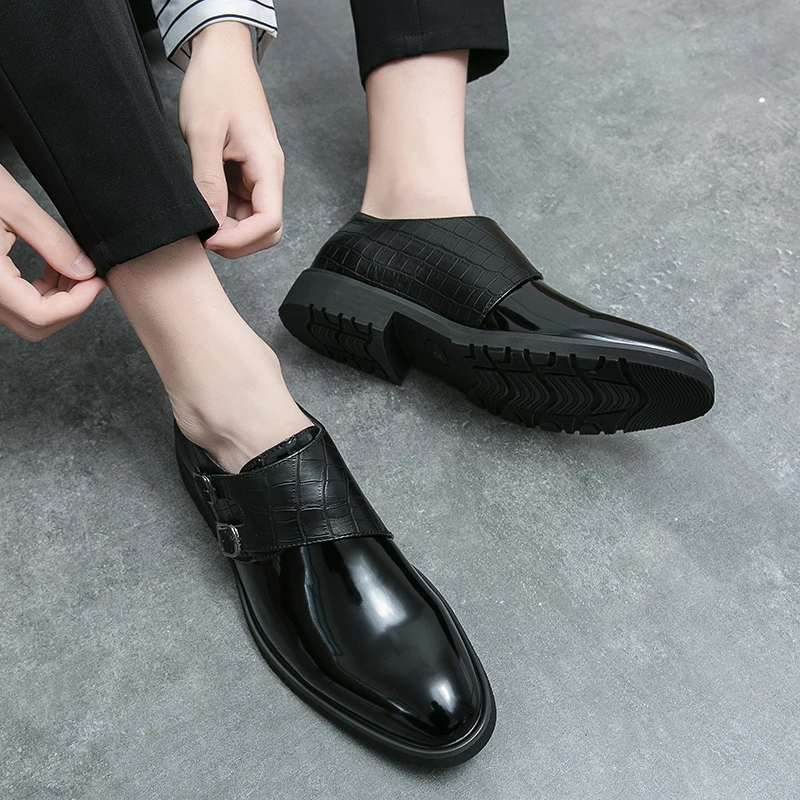 2024 Italian Fashion Dress Shoes Men Wedding Party Shoes High Quality Casual Loafer Male Designer Flat Shoes Formal Derby Shoes