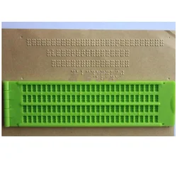 Tableau d'écriture en braille avec stylet, ardoise portable, pratique pour les aveugles, fournitures d'apprentissage, 4 lignes, 28 cellules