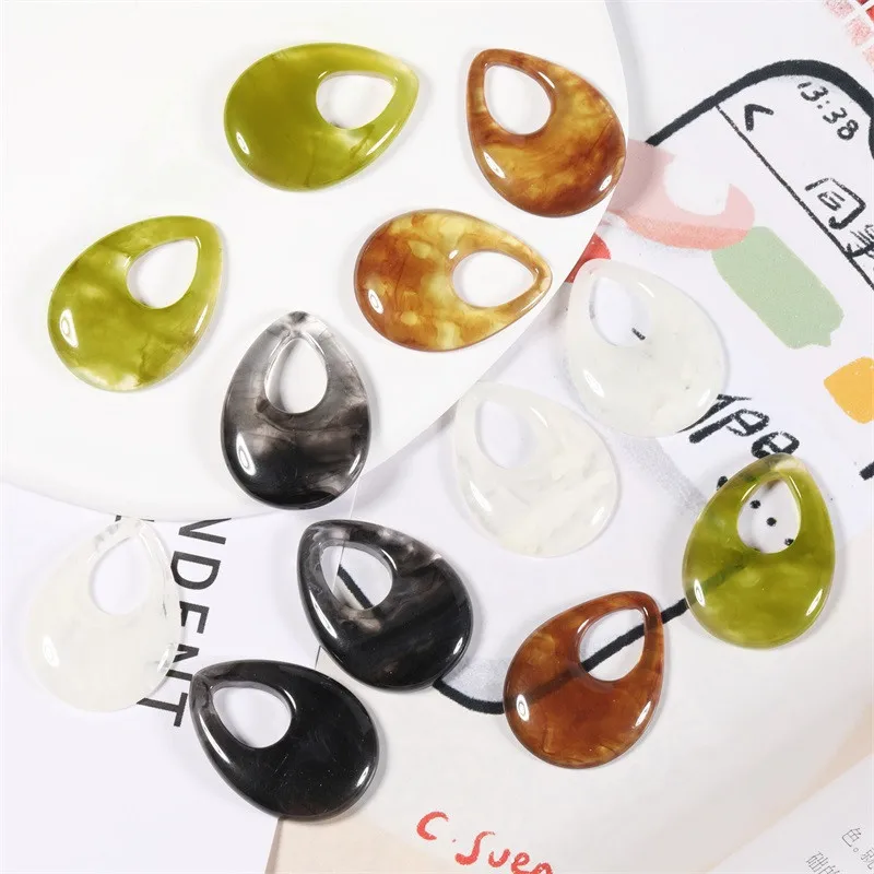 Wholesale 50pcs/lot color print cartoon hearts shape acrylic beads diy jewerly earring/garment accessory