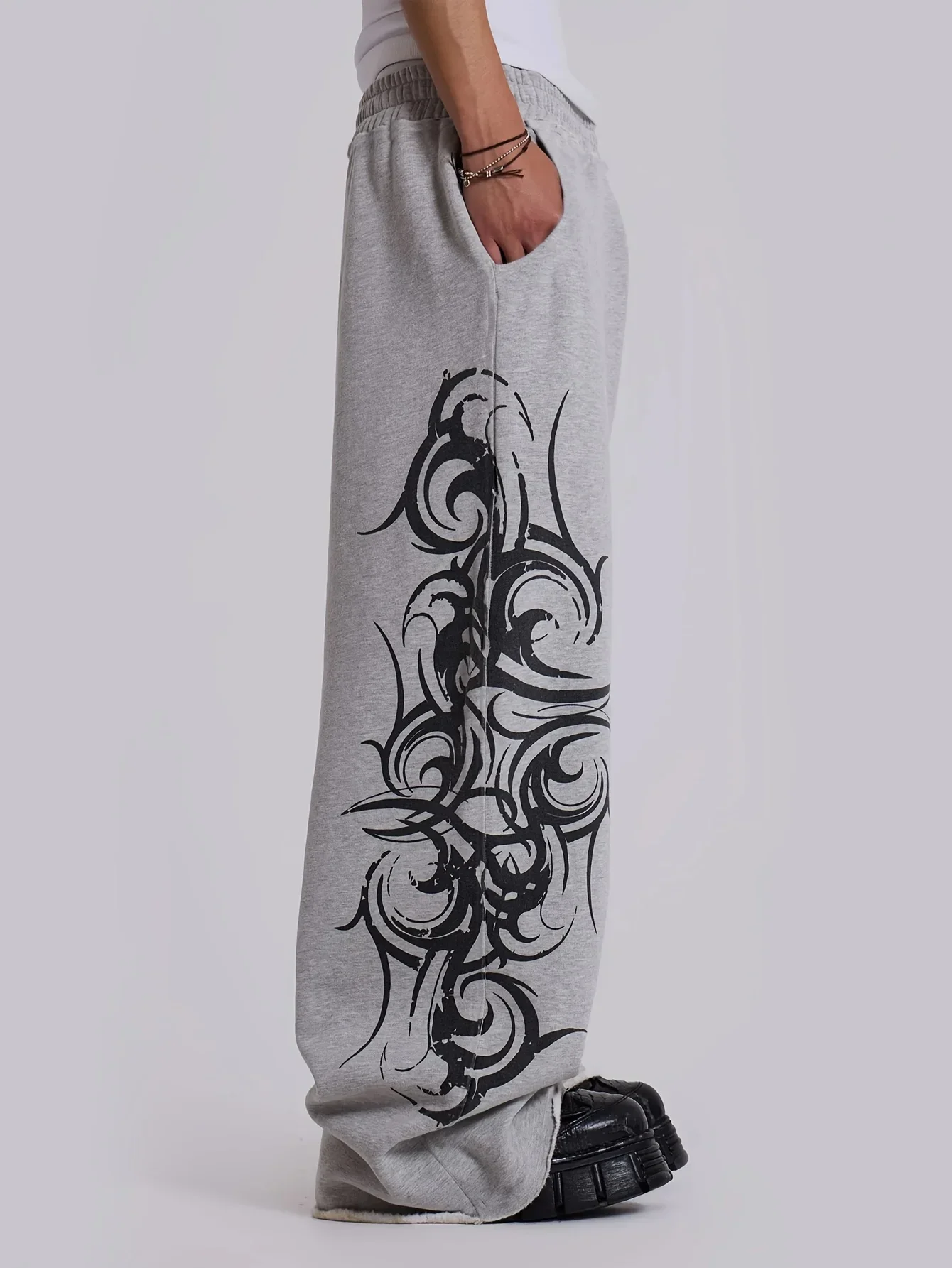 Trendy Gray Retro Harajuku Y2K Print Pattern Joggers Loose Casual Comfortable Outdoor Pants for Men Women And Kids