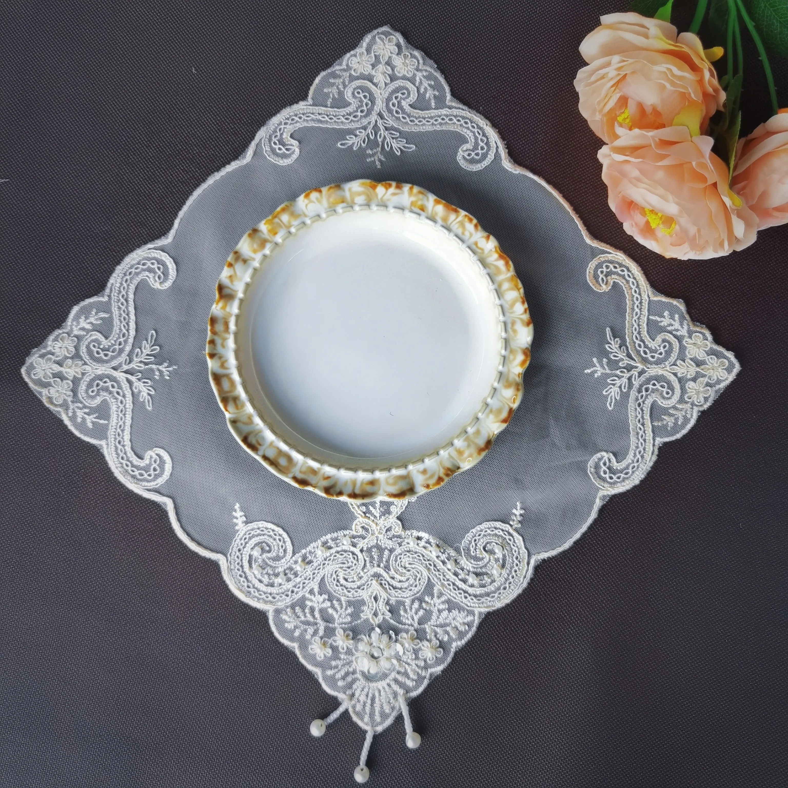 Placemats Wedding Lace Set Embroidered Lace Placemat Mesh Dish Mat Holiday Table Decorations Home Decoration