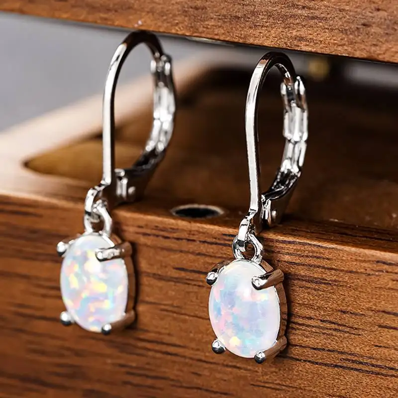Huitan Imitation Opal Damen-Tropfenohrringe, schlichter, eleganter Stil, Party, Hochzeit, Damenmode-Accessoires, vielseitiger Schmuck, Geschenk