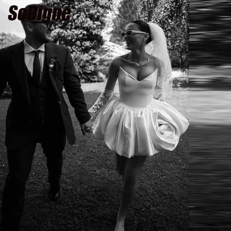 

﻿ SoDigne A-line Satin Simple Short Wedding Dresses Sleeveless V-neck Bridal Dress Mini Bride Gown vestidos de novia Customized