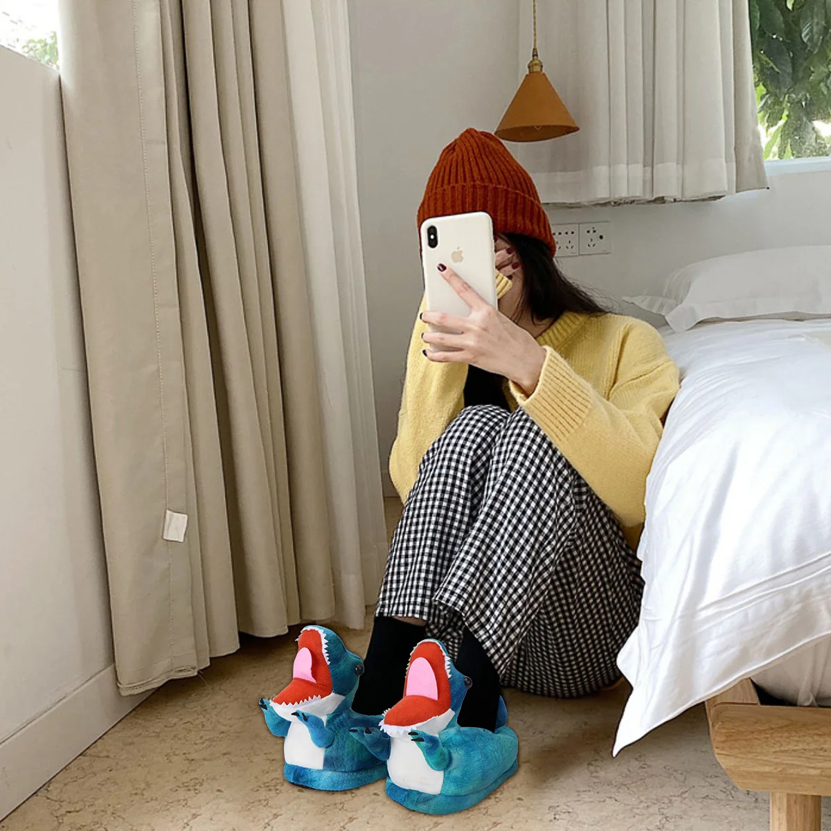 

1 пара хлопковых тапочек для женщин, зимняя обувь, мягкая, легкая, нескользящая домашняя осенне-зимняя обувь, мультяшный дизайн