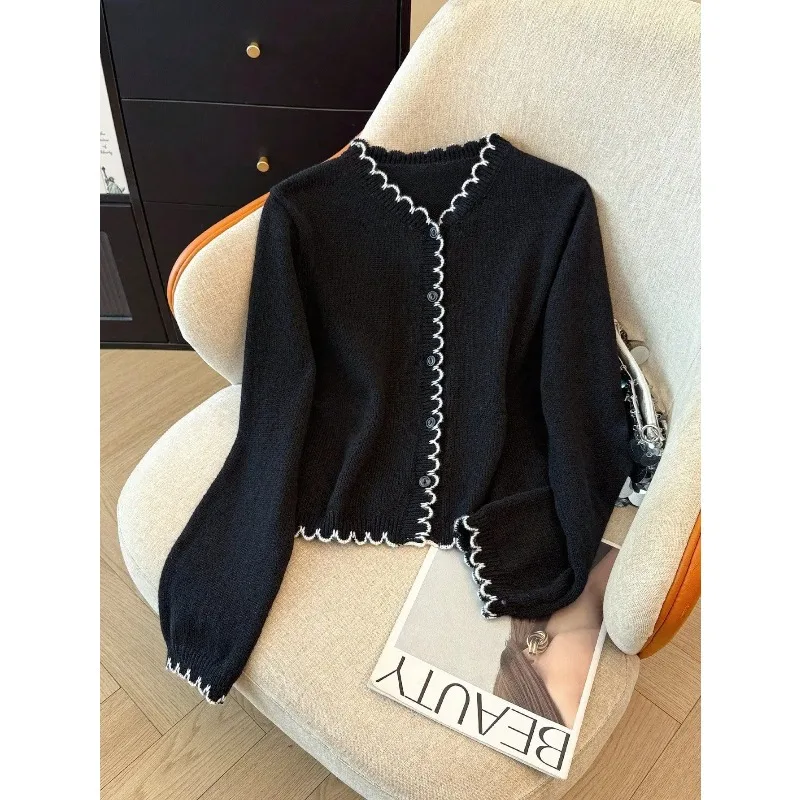 Contrast Wave Trim Knit Cardigan V Neck Button Front Long Sleeve Cropped Women Casual Knit Jacket 260801