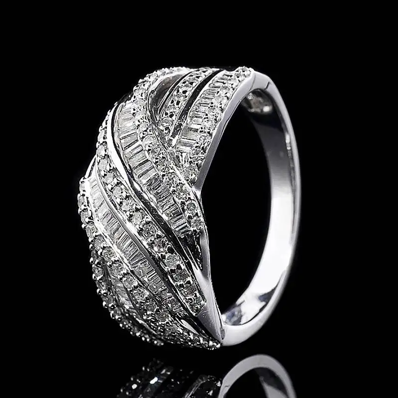 Huitan-anillos de diseño geométrico para mujer, accesorios de Color plateado para fiesta de boda, Circonia cúbica con incrustaciones, joyería de lujo brillante