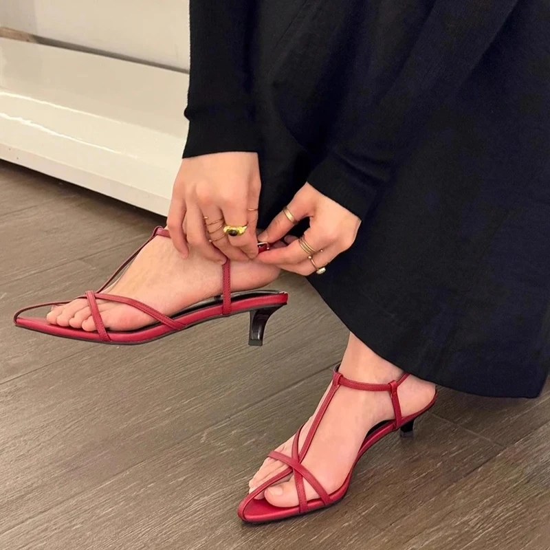 

Low Heel Shoes Summer Pointed Fine Belt Interlace Metal Buckle Line with Soft Sole Non-slip Fine Heel Sandals Zapato De Tacón