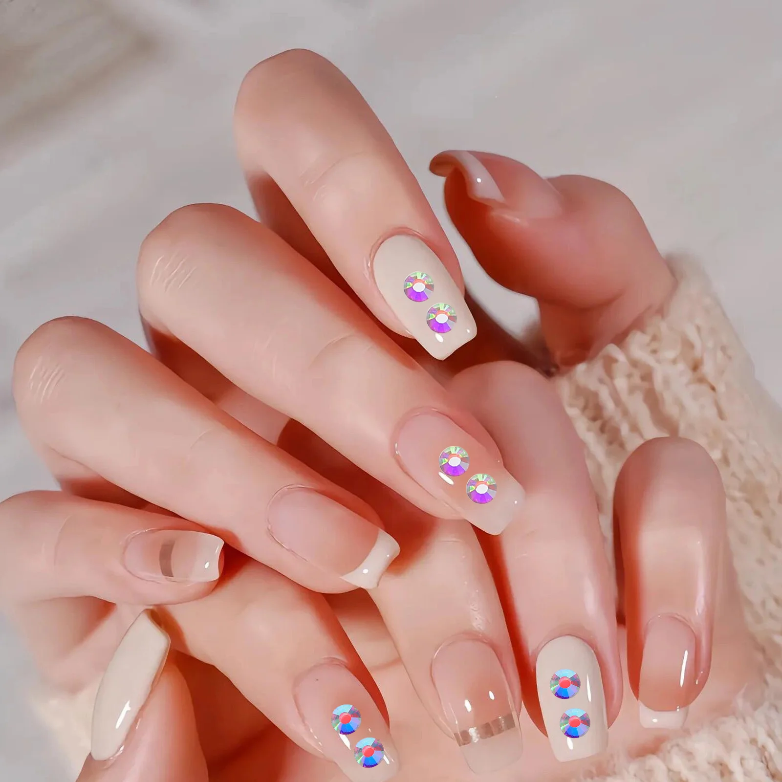 

1440Pcs Crystal Flatback Rhinestones Round 3.8-4.0mm DIY Nail Art Clothes Decoration Shoes