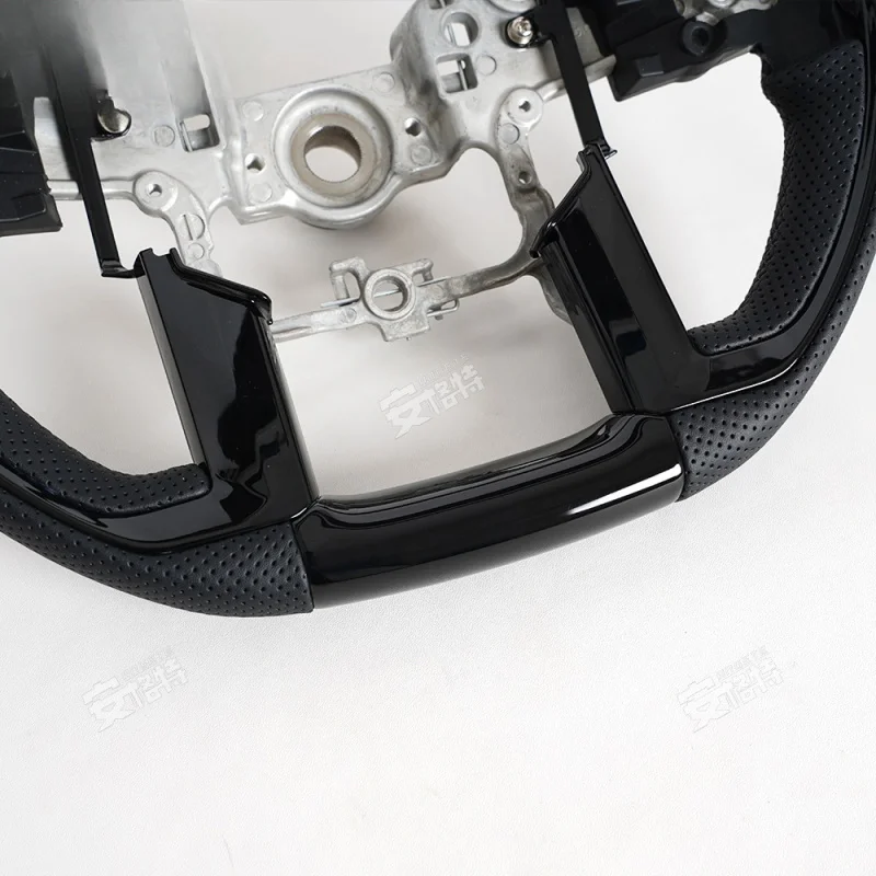 For Toyota Tundra (2022-2024) Spray-Coated Off-Road Steering Wheel (Pickup Special, Modified Part)