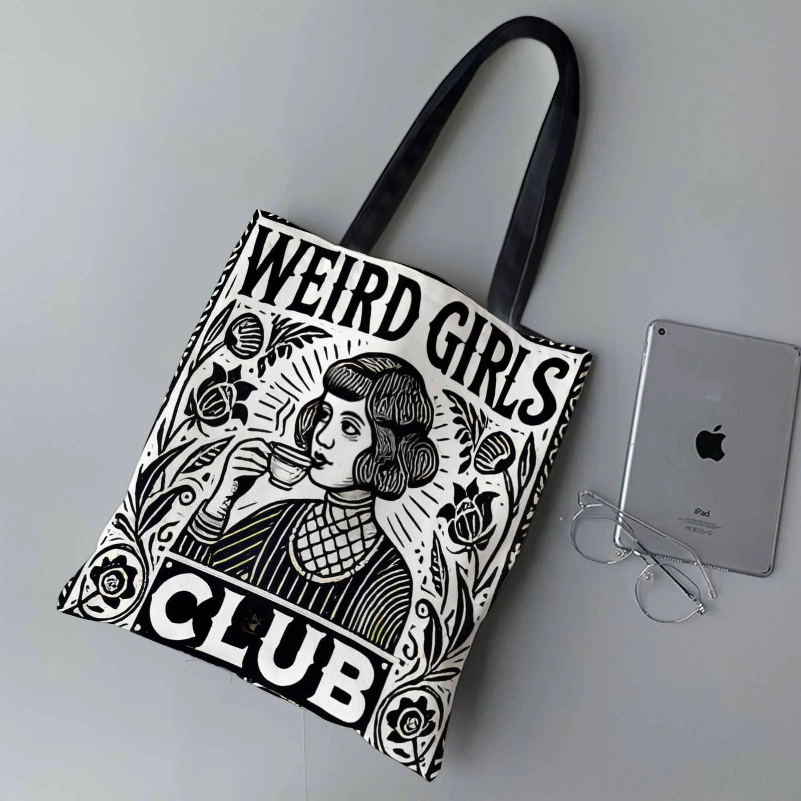 

Weird s Club, Female Figure Print Suitable Shopping, Fun Design | Durable Handle, Cute Tote Bag, Family Gatherings