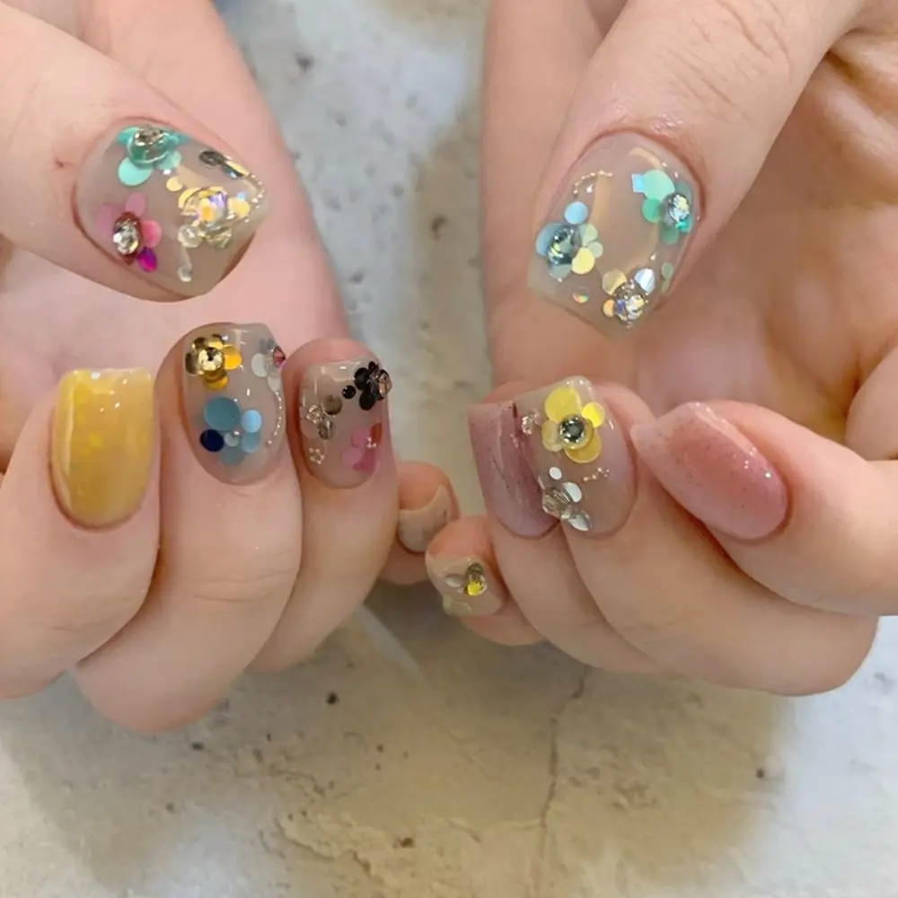 Y2K 6-Grid Polka Dot Glitter Nail Art Decorations Colorful DIY Sequins Nail Decorations Minimalist Nail Charms Nail Salon