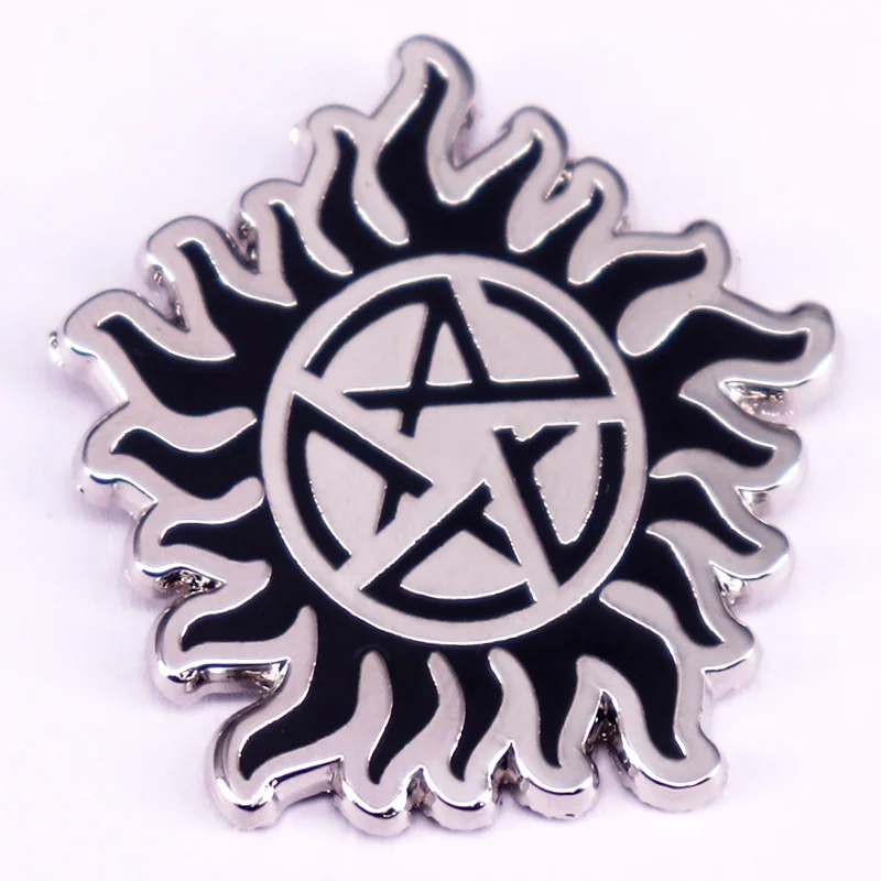 Insignia de metal de la serie de televisión de suspenso con Pin esmaltado con símbolo anti-posesión sobrenatural