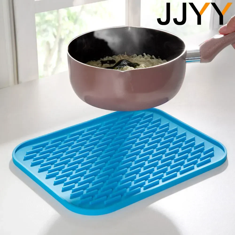 JJYY Heat Resistant Non-slip Table Pad, Thick Waterproof Coaster, Multipurpose Pot and Bowl Mat, Random Color