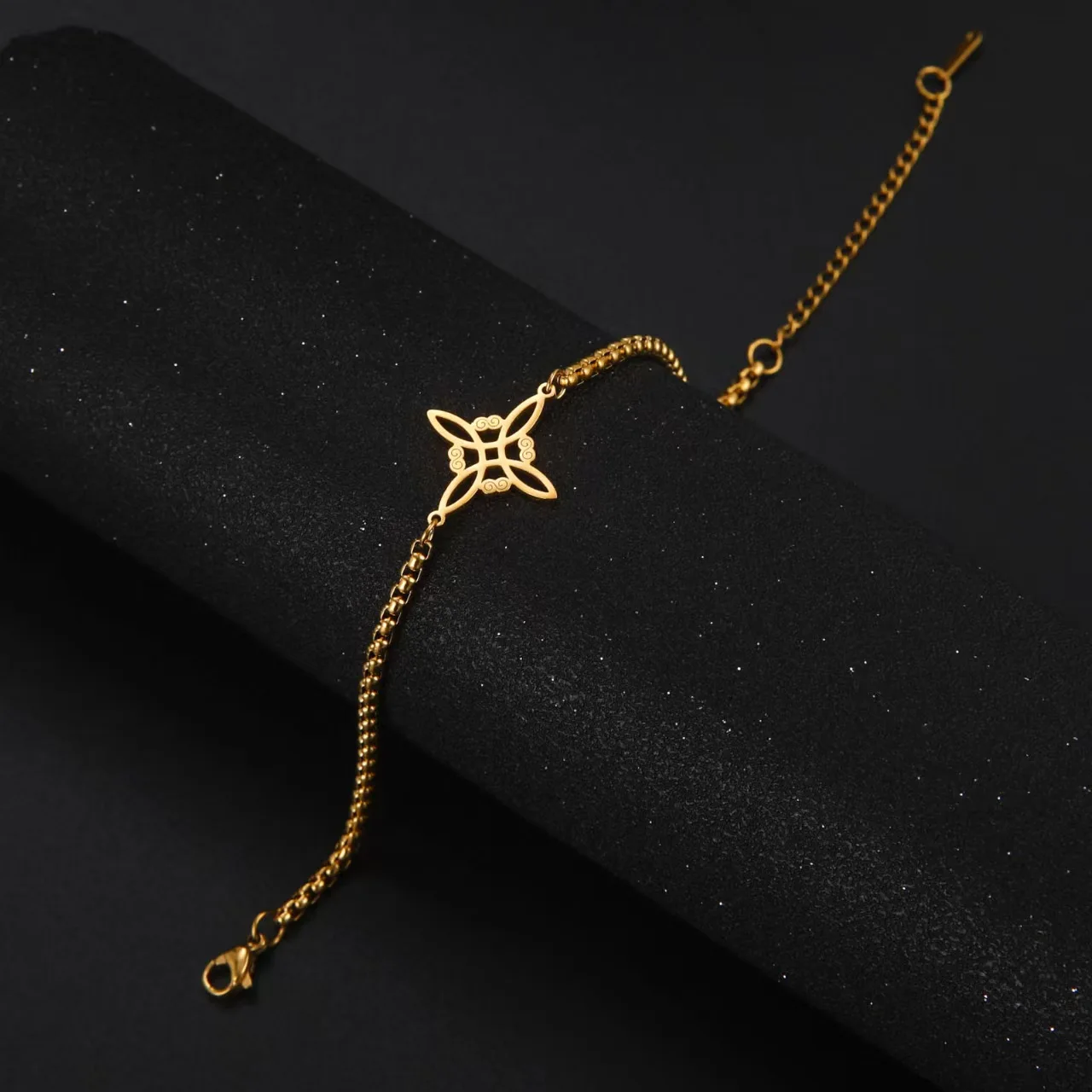Witch Knot Irish Knot Bracelet - Women's Fashion Simple and Stylish Charm Accessory - view 4