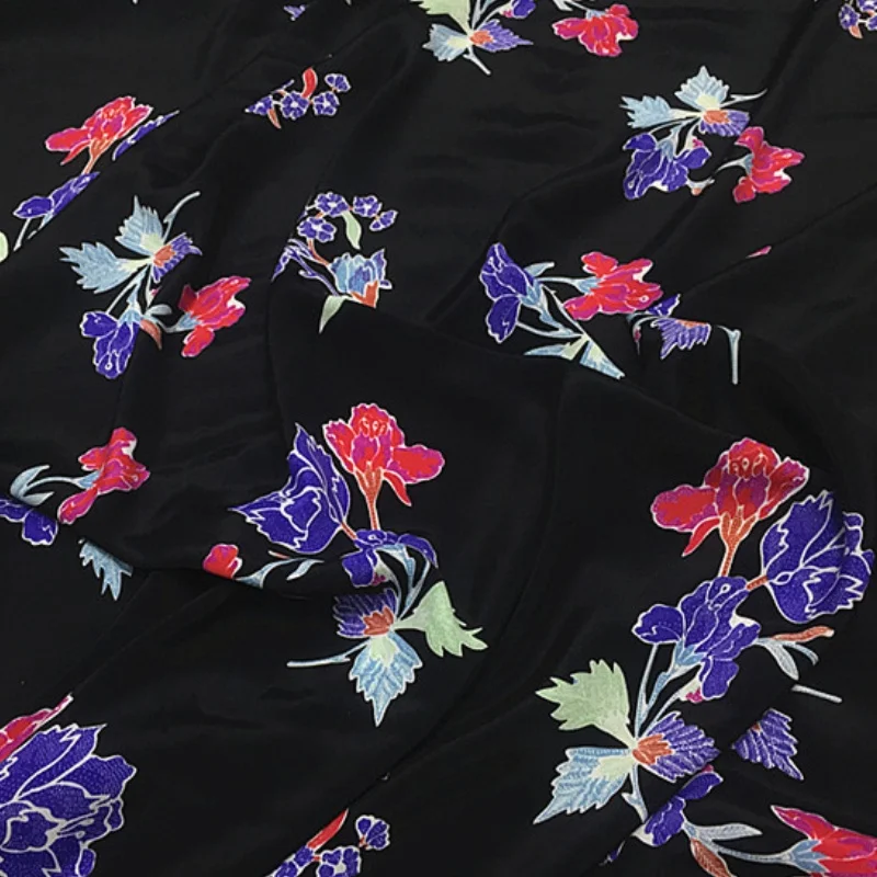 1 metro 65% seda de morera 35% algodón 17 momme tela de sarga de seda clavel negro estampado Floral 135cm 53 "de ancho por yarda XL300