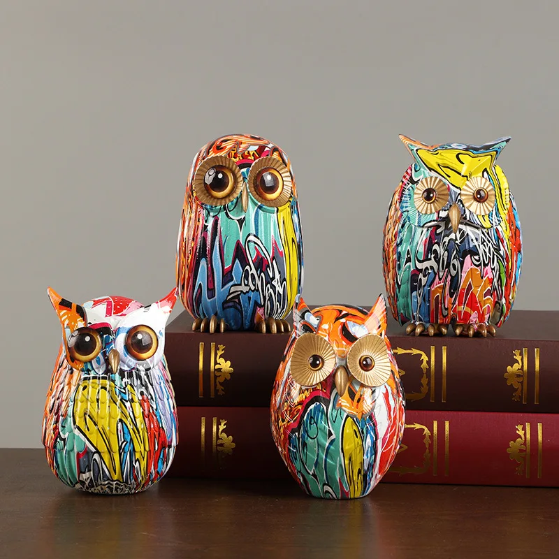 

Graffiti Owl Ornament Creative Living Room TV Cabinet Bookshelf Desktop Home Resin Decoration Housewarming Mother's Day Gift