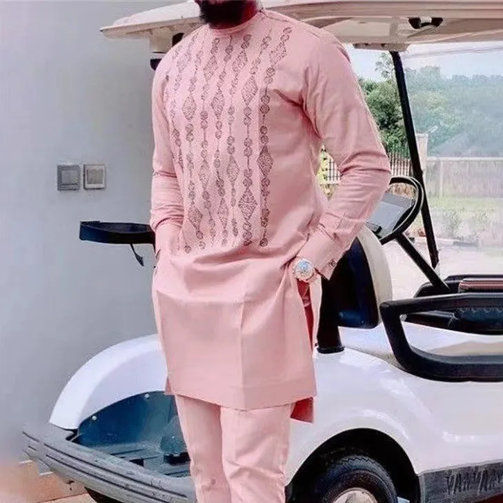 2025 新しいツーピースピンクスーツアフリカエスニックスタイルプリントカジュアルメンズスーツ