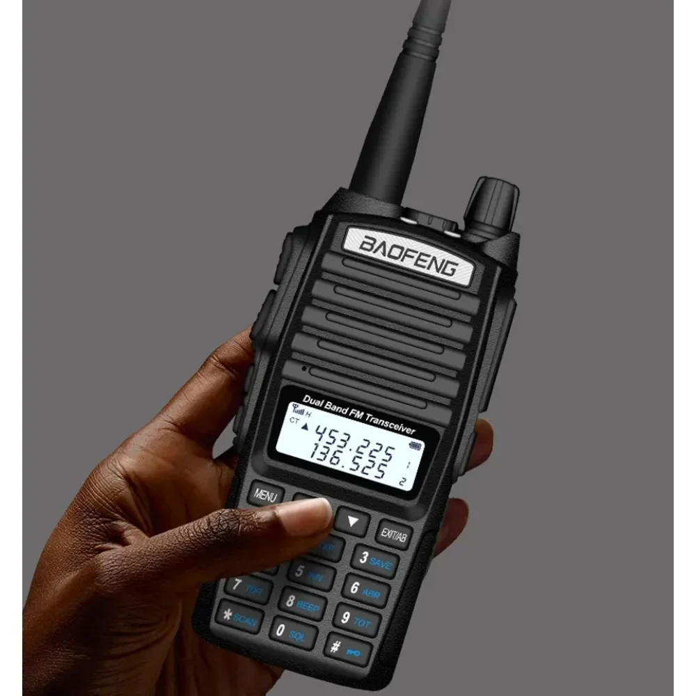 BAOFENG Professional Walkie Talkie UV82 FM UV 82 8W Ham Radio Station VHF UHF Transceiver Hunting Radios Amateur Comunicador
