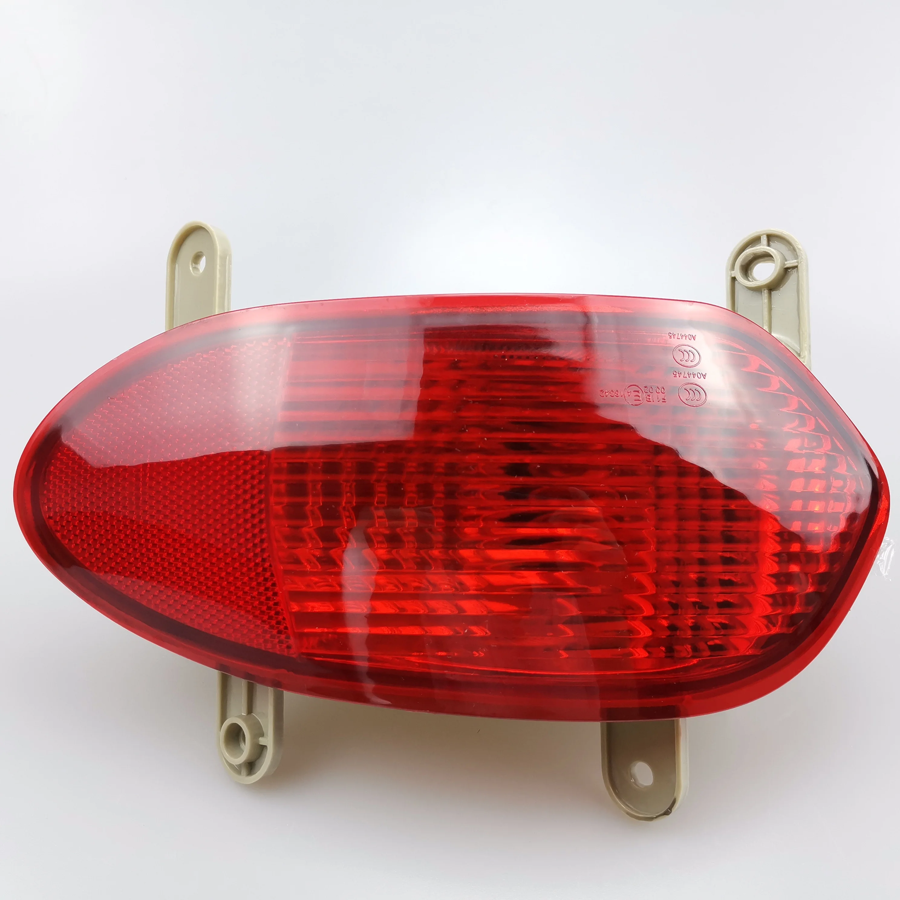 Задний противотуманный фонарь оригинального качества, бампер для Maxus LDV G10 Задний противотуманный фонарь оригинального качества, бампер для Maxus LDV G10