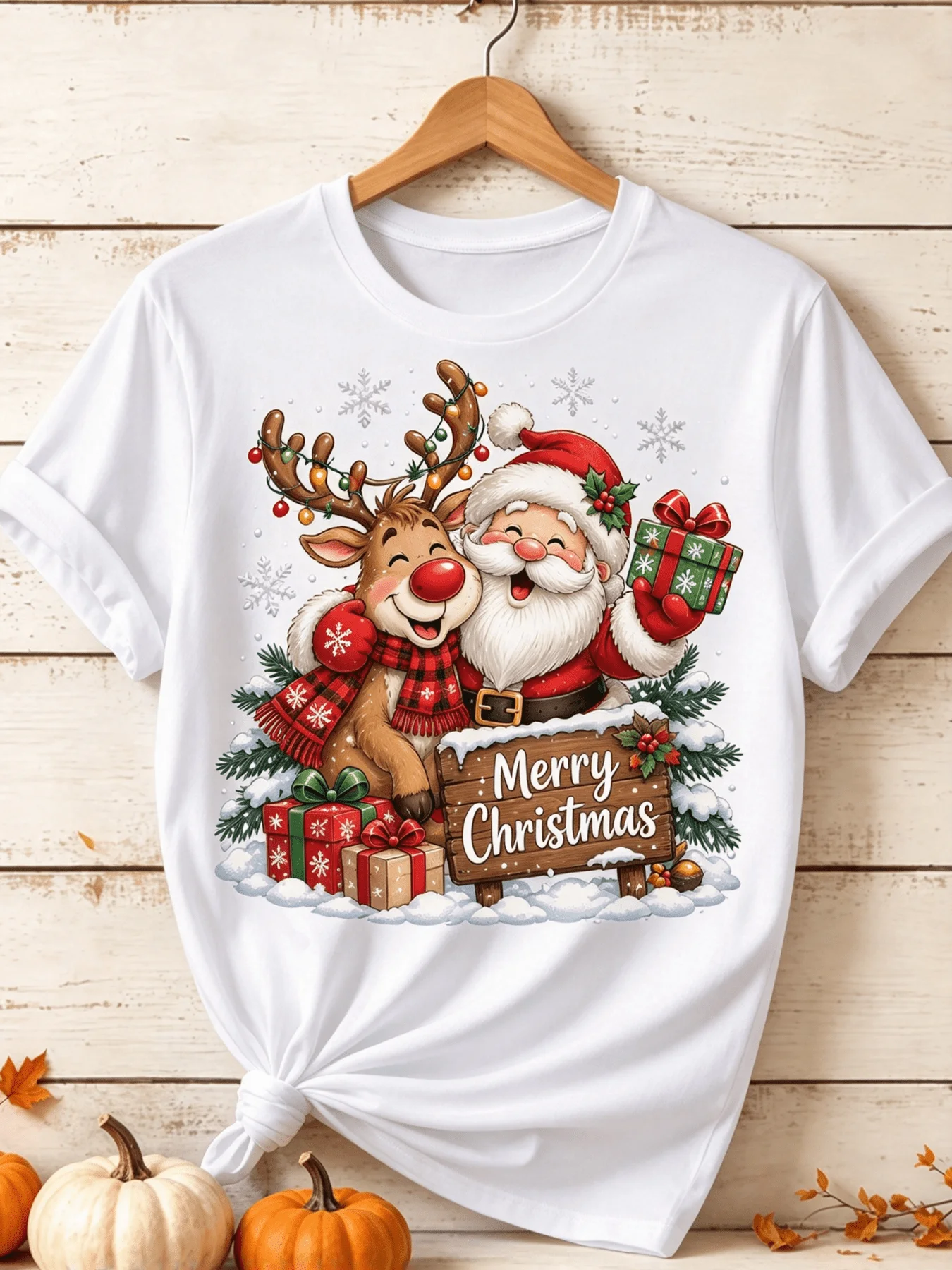 Women'S Santa Claus Reindeer and Presents Graphic Tee Cute Christmas Relaxed Fit Season Casual Sports Top for Christmas Parties