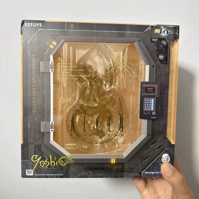 

IN STOCK 52toys Alien Xenomorph Action Figure Alien Dance Series Yoshi Collectible Figurine Desktop Decoration Christmas Gift