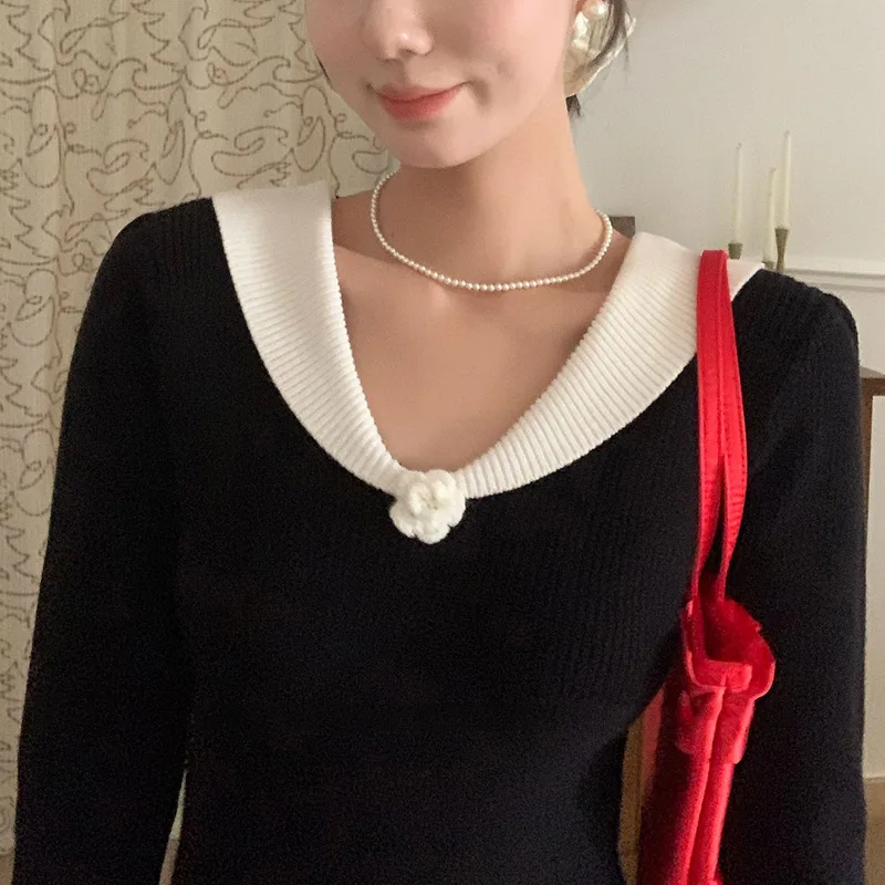 

French Elegant Long-sleeved Vintage Woolen V-neck Long Dress Women Simple Sweet Stretchy Fashion Black Lady Knitted Dress