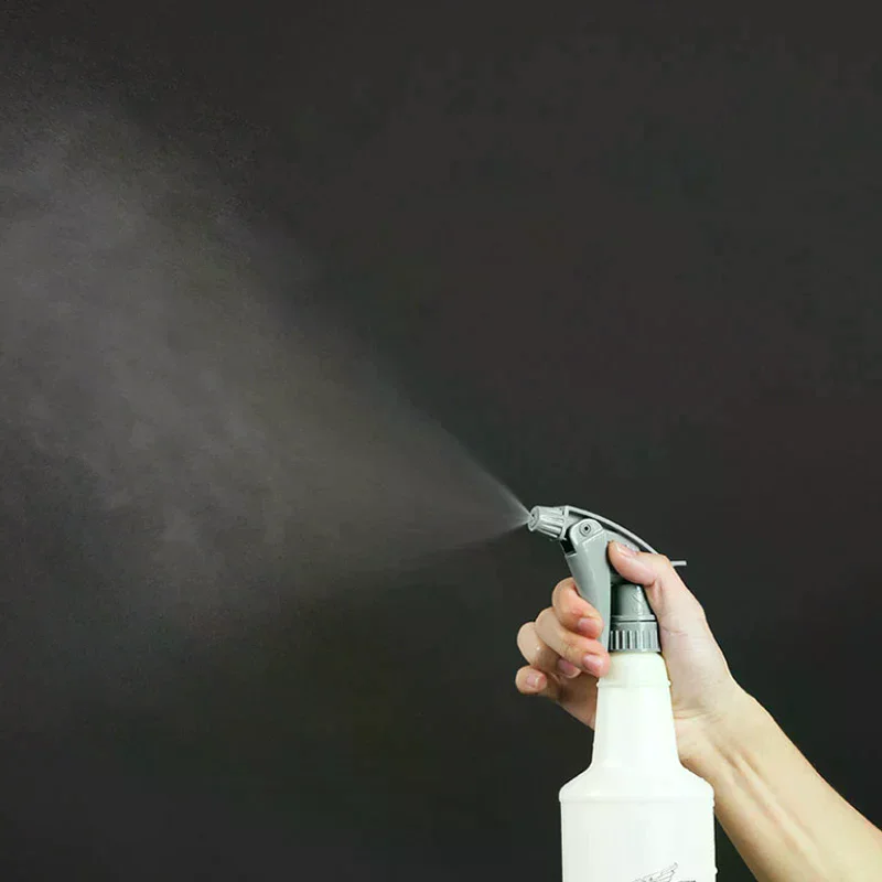 800ML Portable Spray Bottle Refillable PE/Plastic Empty Container Atomizer Adjustable Nozzle For Car Garden Irrigation