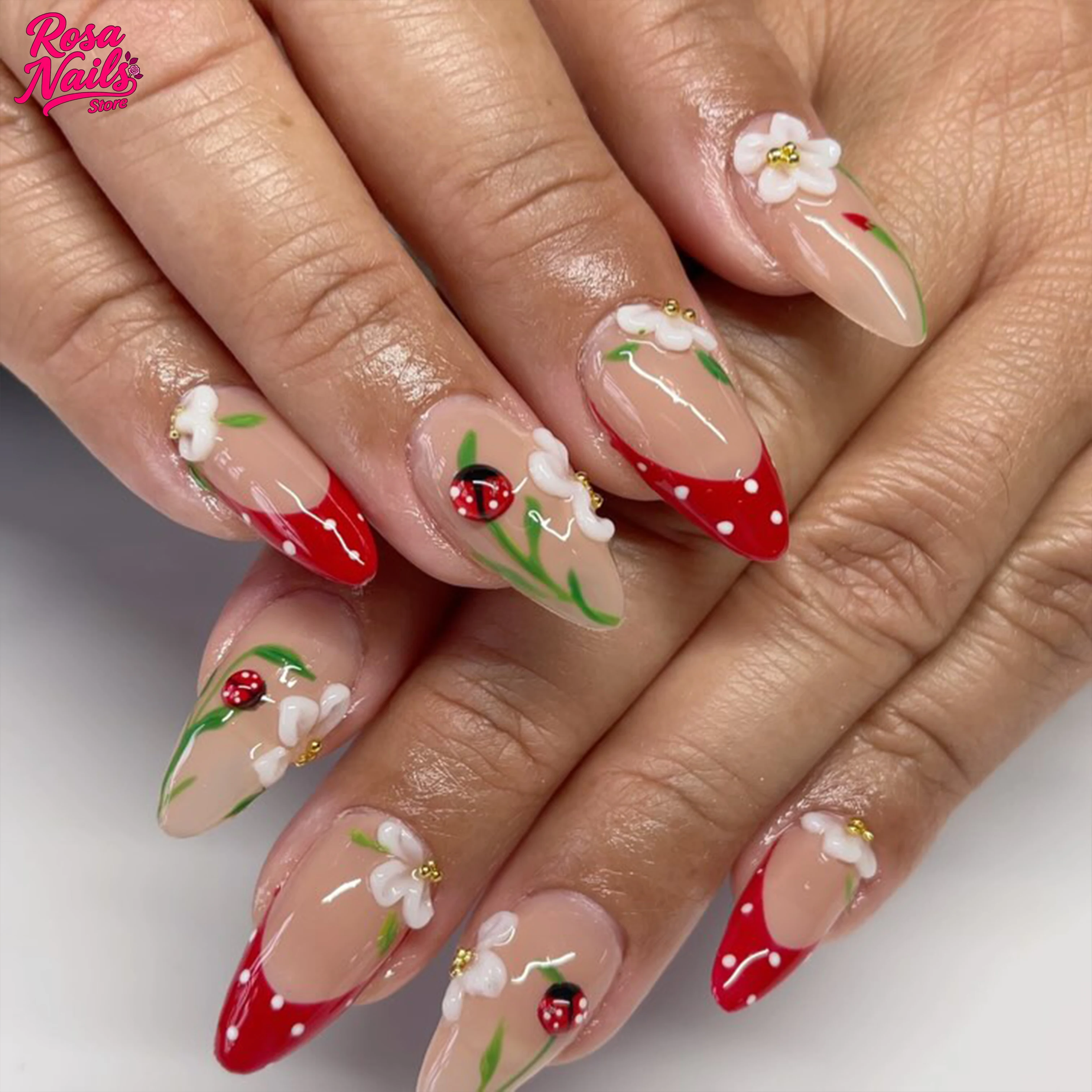 

Red Ladybug Press on Nails Daisies Bloom Beetle Pressons Nail 3D Flower Handmade Almond Press Ons French Tips Nail False Nails