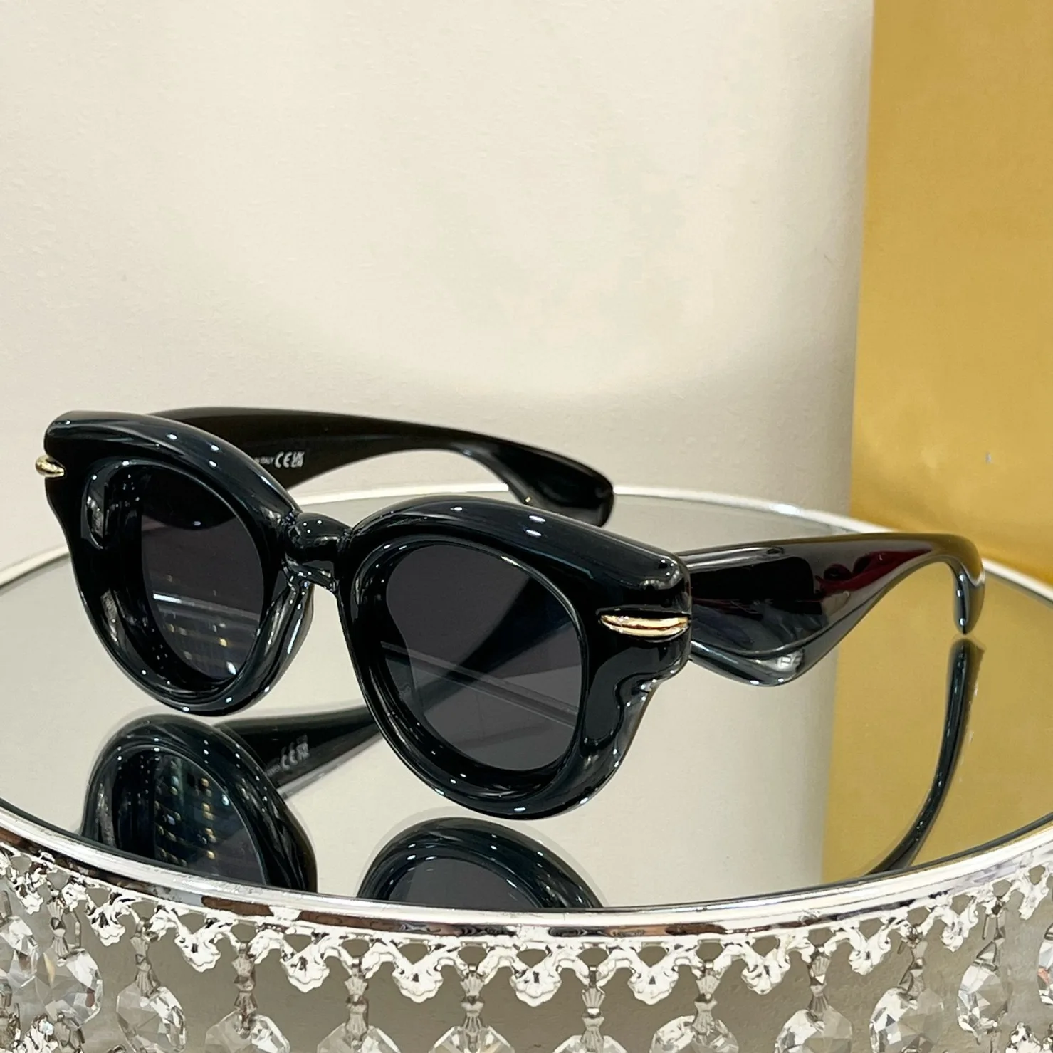 المصمم الأصلي LW40118 الأوروبية والأمريكية لوحة الموضة نجوم ضوء النظارات الشمسية النسائية الفاخرة StyleTravel GlasSunlasses