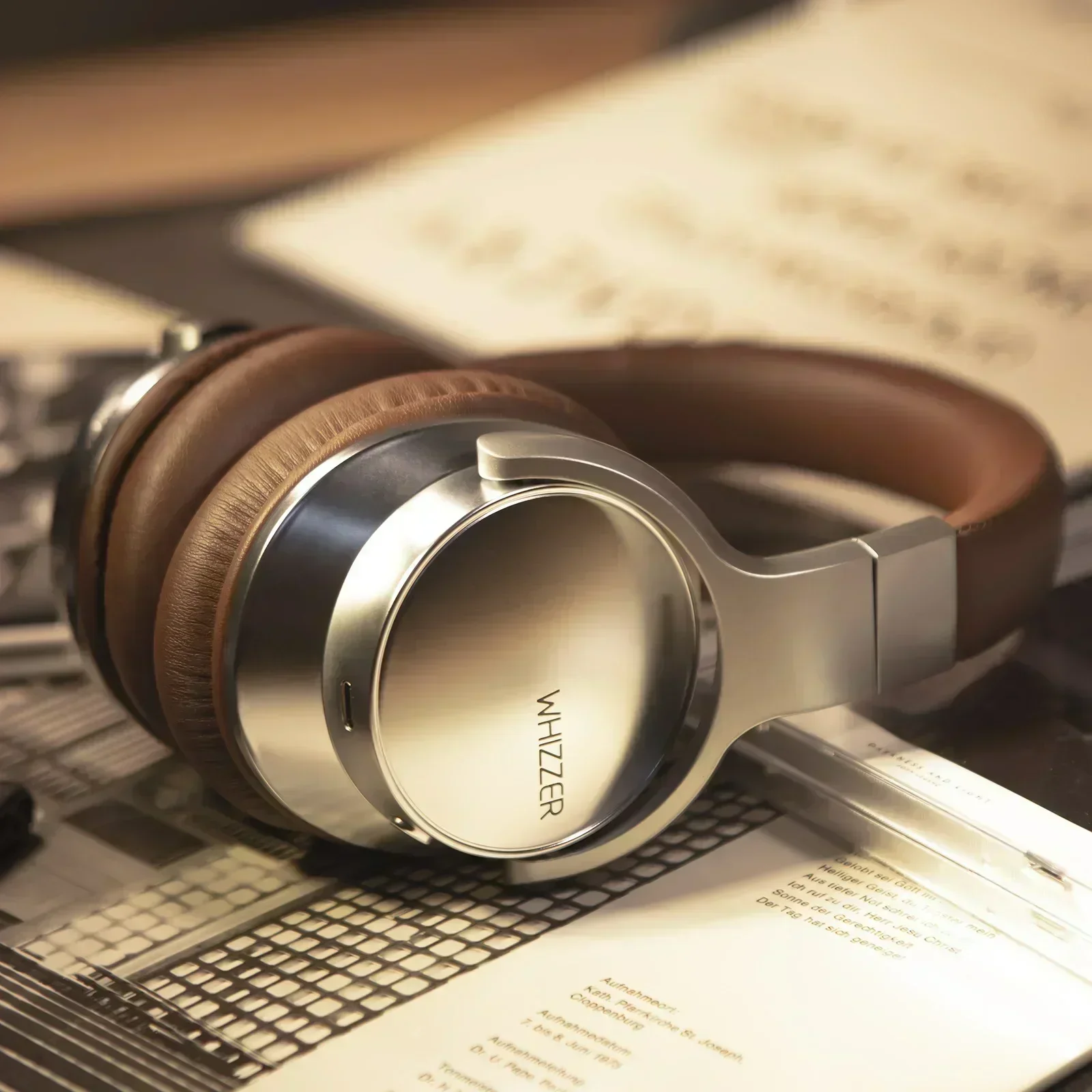 Whizzer W1S سماعات الرأس الرجعية فوق الأذن سماعة لاسلكية تعمل بالبلوتوث أغطية الرأس النشطة الحد من الضوضاء منخفضة تأخير سماعات ميلارد #4