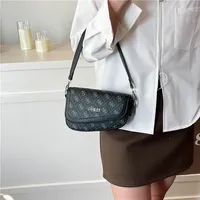 Premium Vintage Style Crossbody Bag - High-End Women's Handbag With Parisian Chic Design & Timeless Leather Craftsmanship