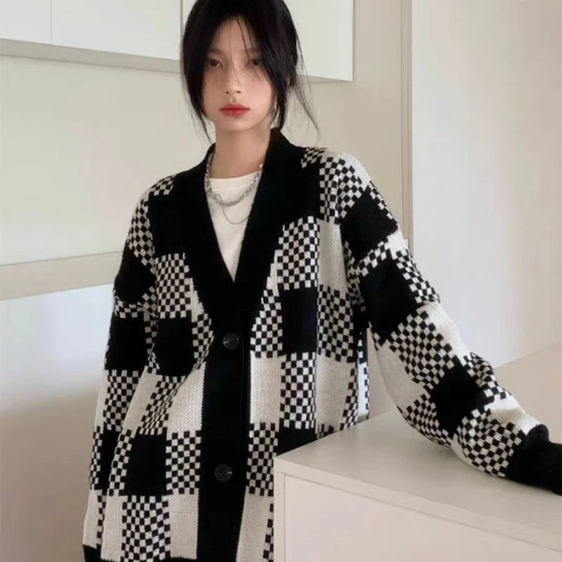 Classic Black White Plaid Cardigan Women V-Neck Long Sleeve Knitted Cardigan Woman Spring Autumn Single Breasted Outwear Female