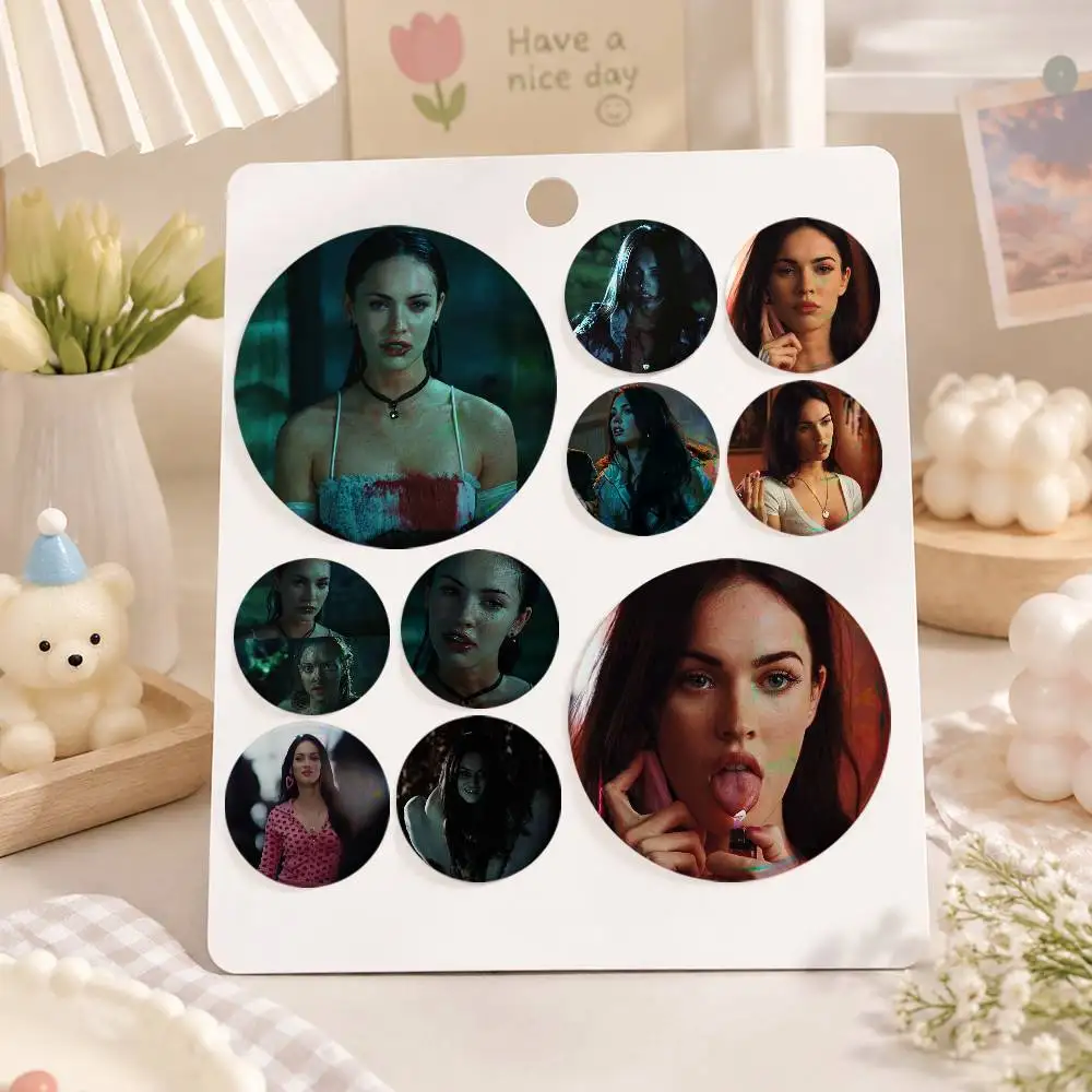 Jennifer's Body Jennifer Body Badge On Backpack Accessories Manga Icons Pins Round Cartoon Brooches For Clothes Bag Decor Gifts