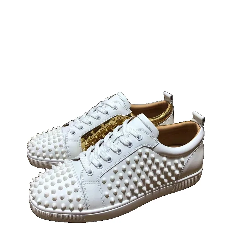 Fashion Luxury Low Top Red Bottom Shoes For Men Trainers Driving Spiked White Genuine Leather Rivets Gold Inside Flats Sneaker