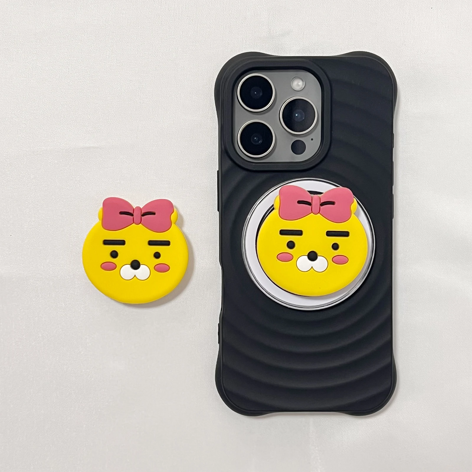 Weicher, niedlicher Tier-Tiger mit Schleife Handyhalter Griptok Telefonständer Halterung für iPhone 17 Pro Max 16 Pro Max