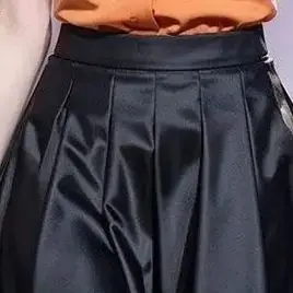 Korea Two Piece Set Unique Top Shirt Short-Sleeved Skirt Chic Beautiful Suit Female Temperament Casual 2024 New