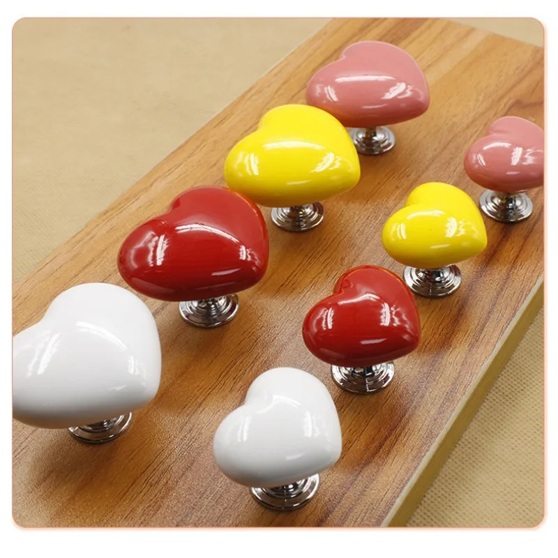 5pcs Heart-Shaped Toilet Flush Buttons with Nail Protectors - Easy Push Tank Switch,Bathroom Accessories,Home Decoration