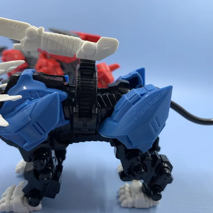 Japanese Version Bagged Jollibee Zoids 5Inch Action Figure Wild Liger Blade Liger Command Wolf - view 5