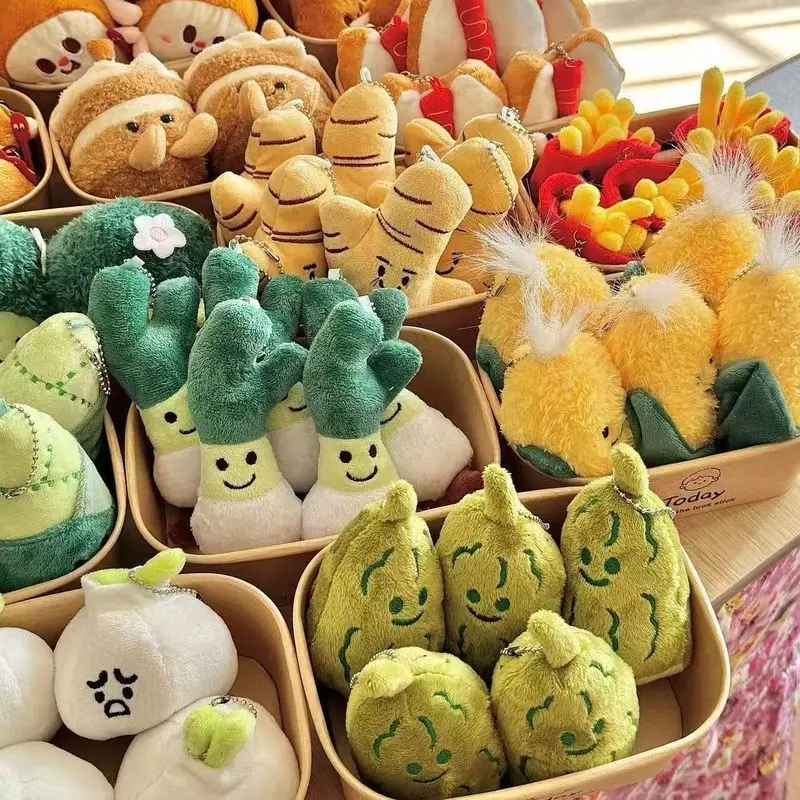Muñeco de peluche, colgante de comida de imitación, bolso de dibujos animados, bonito llavero de verduras, Mini adorno de peluche suave para mochila y monedero