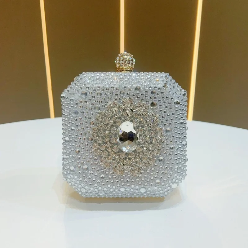 

Premium Diamond Buckle Women's Fashion Personalized Mini Bag Rhinestone Diamond Buckle Clutch Shiny Personalized Mini Dinner Bag