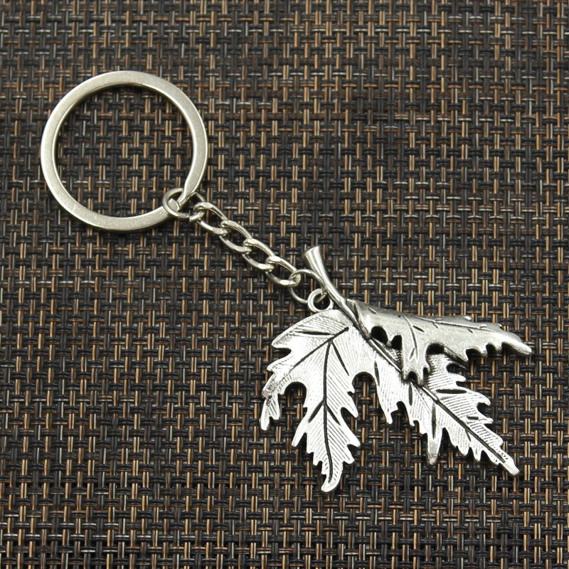 Fashion Key Ring Metal Key Chain Keychain Jewelry Antique Bronze Silver Color Plated Folding Maple Leaves Canada 55x44mm Pendant