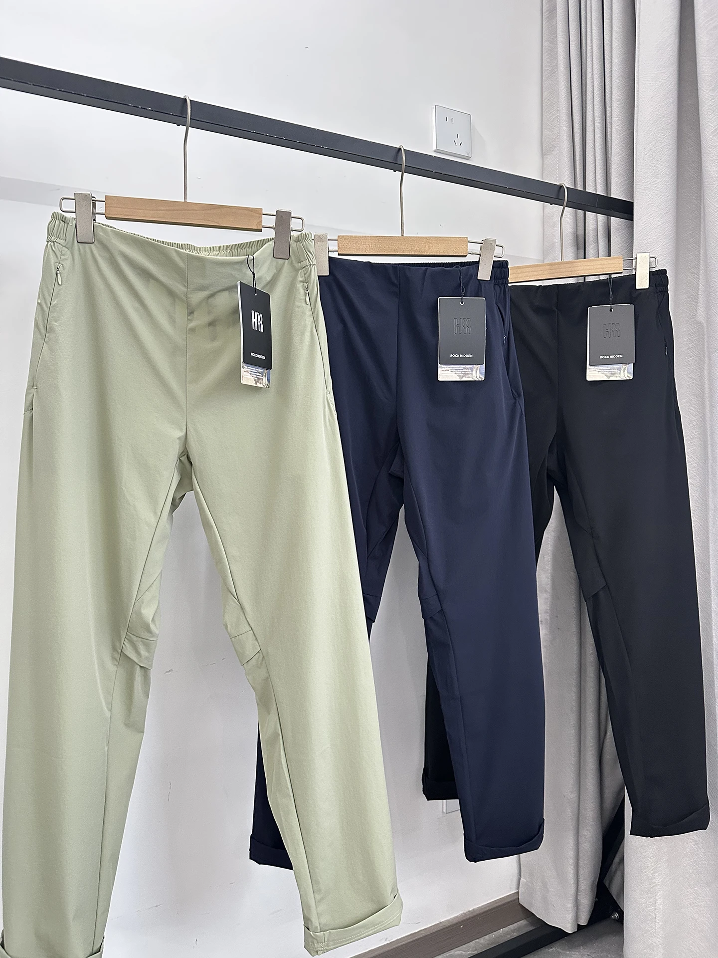 Outdoor Sports Lightweight Men's Casual Pants Breathable Waterproof Stereo Tailoring Summer Thin Model Training Pants