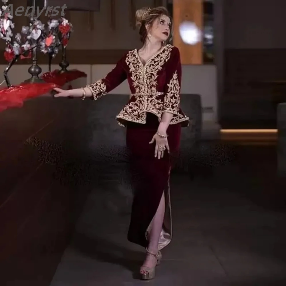 

Elegant Evening Dresses Long Sleeves Mermaid Jacket Skirt Burgundy Velour Prom Party Gowns Gold Lace Appliques Formal Dress 2025