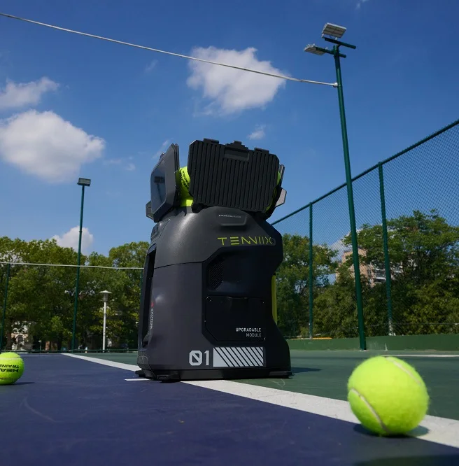 Wholesale Tenniix Tennis Ball Machine Portable AI Tennis Robot Training Tennis Ball Launch Training Shooting Machine view 4
